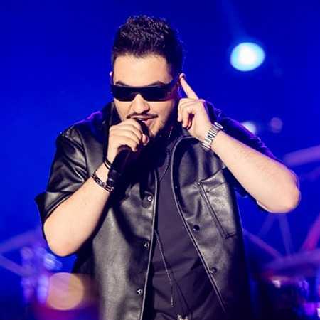 آرون افشار همه جا پره مرد پر زن فدای خاک خسته ات