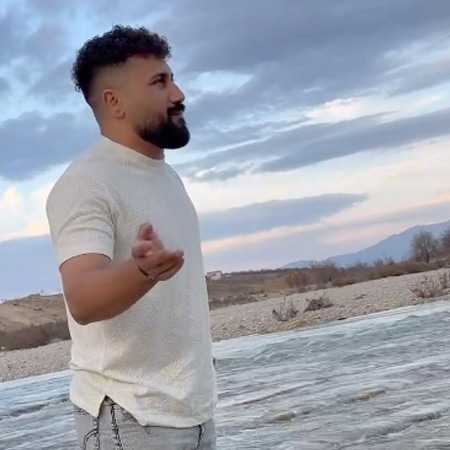 یکی نیست که بگه دلتنگیامو
