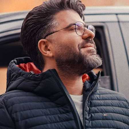 حامد همایون بوی آتیشی توی سرما مثل نم نم بارونی